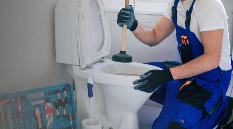 Professional emergency plumbing in Oxly, MO